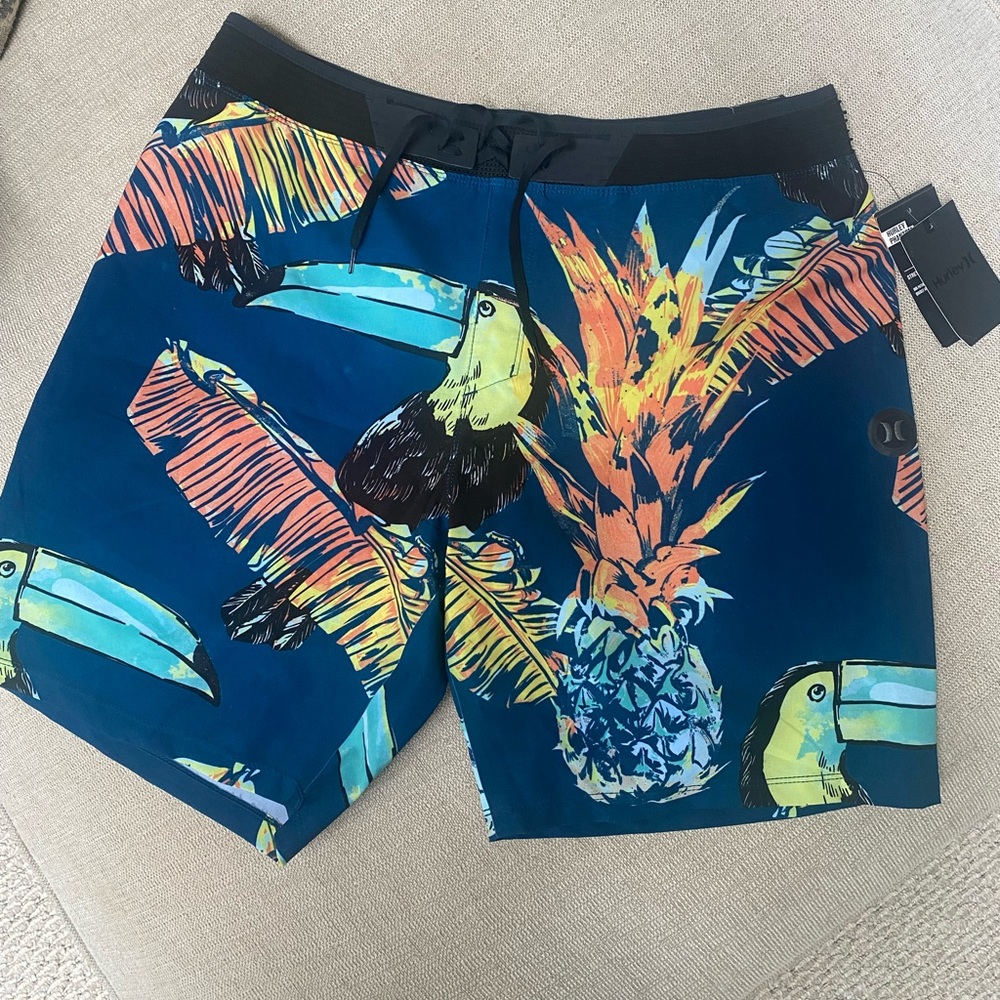 Hurley Mens Swim Trunks BRAND NEW Size 34